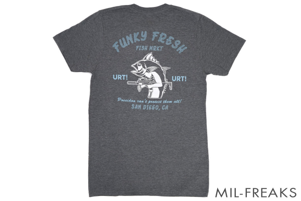 URT “Funky Tuna” Tシャツ グレーヘザー