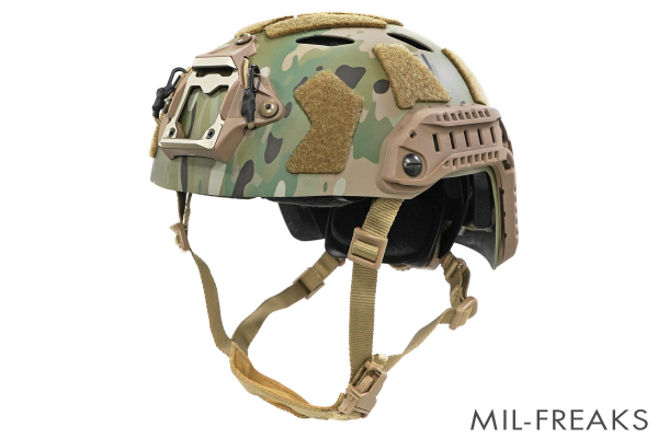 FMA Ops-Coreタイプ FAST SF カーボンファイバー製ヘルメット マルチカム
